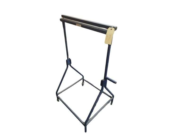 Uline 24" Portable Roll Stand image