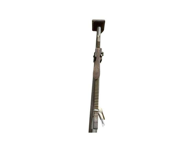 Adjustable Pole Jack image
