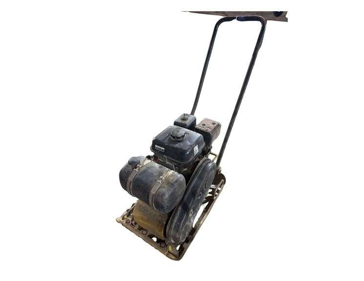 Wacker Plate Compactor - Briggs and Stratton Motor image