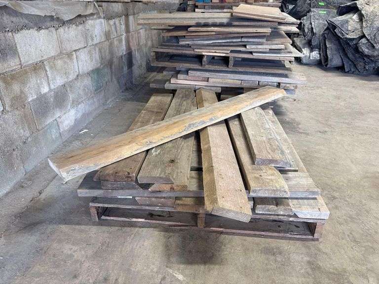 2 Pallets of Plywood and Boards - Assorted image