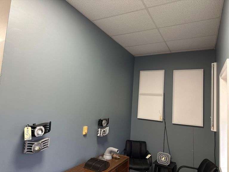 Display Lighting Assortment- Different Sizes image