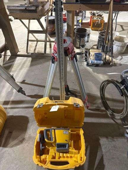 Spectra Precision LL 300 N Rotary Laser - w Case, Tripod and Grading Rod image