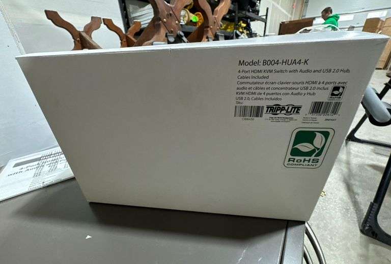 Brand New 4 Port HDMI KVM Switch w/ Audio & USB 2.0 Hub - Cables Included image