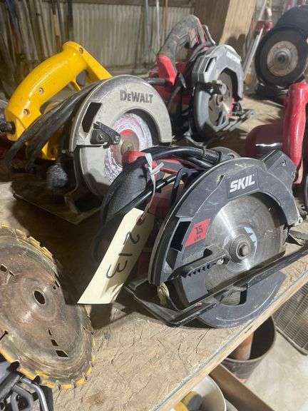 2 Electric Circular Saws Skil 7.25 and a DeWalt DW357 image