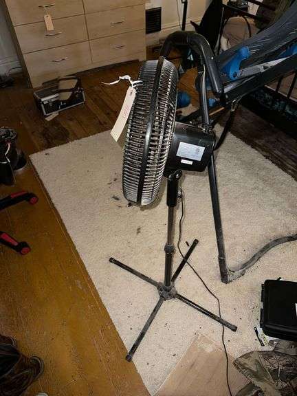 INTERTECH 3 Speed Adjustable Fan 16in. Diameter