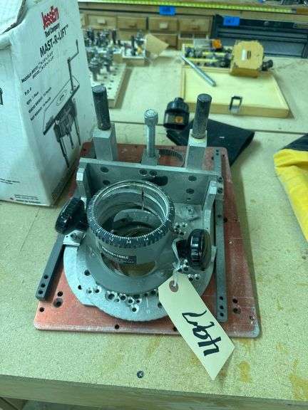 JessEm Tool Router Table Insert - Hostetter Auctioneers