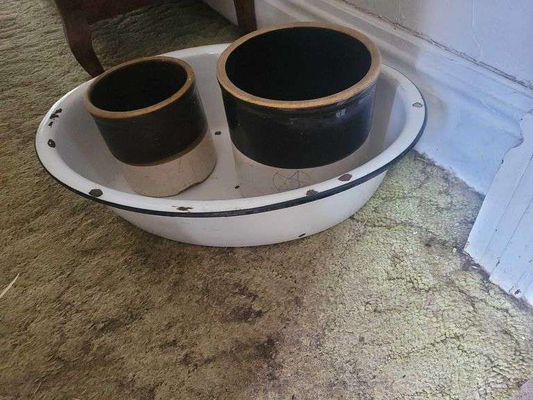 28in Washing Bucket And Picter