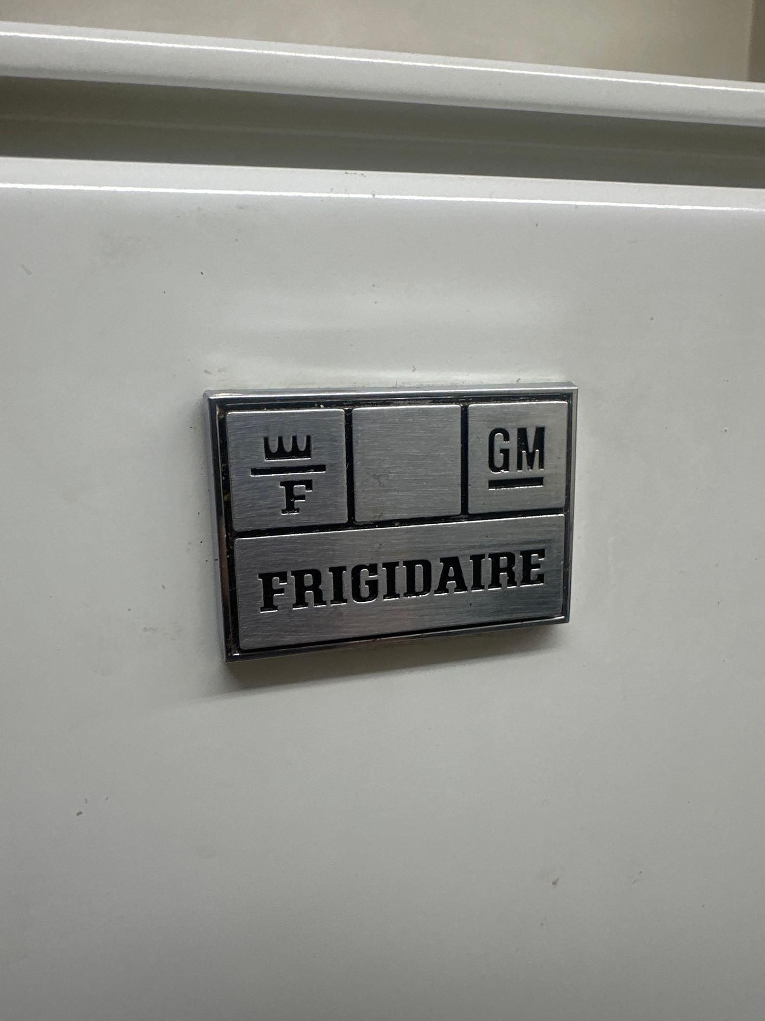 Lot image 2