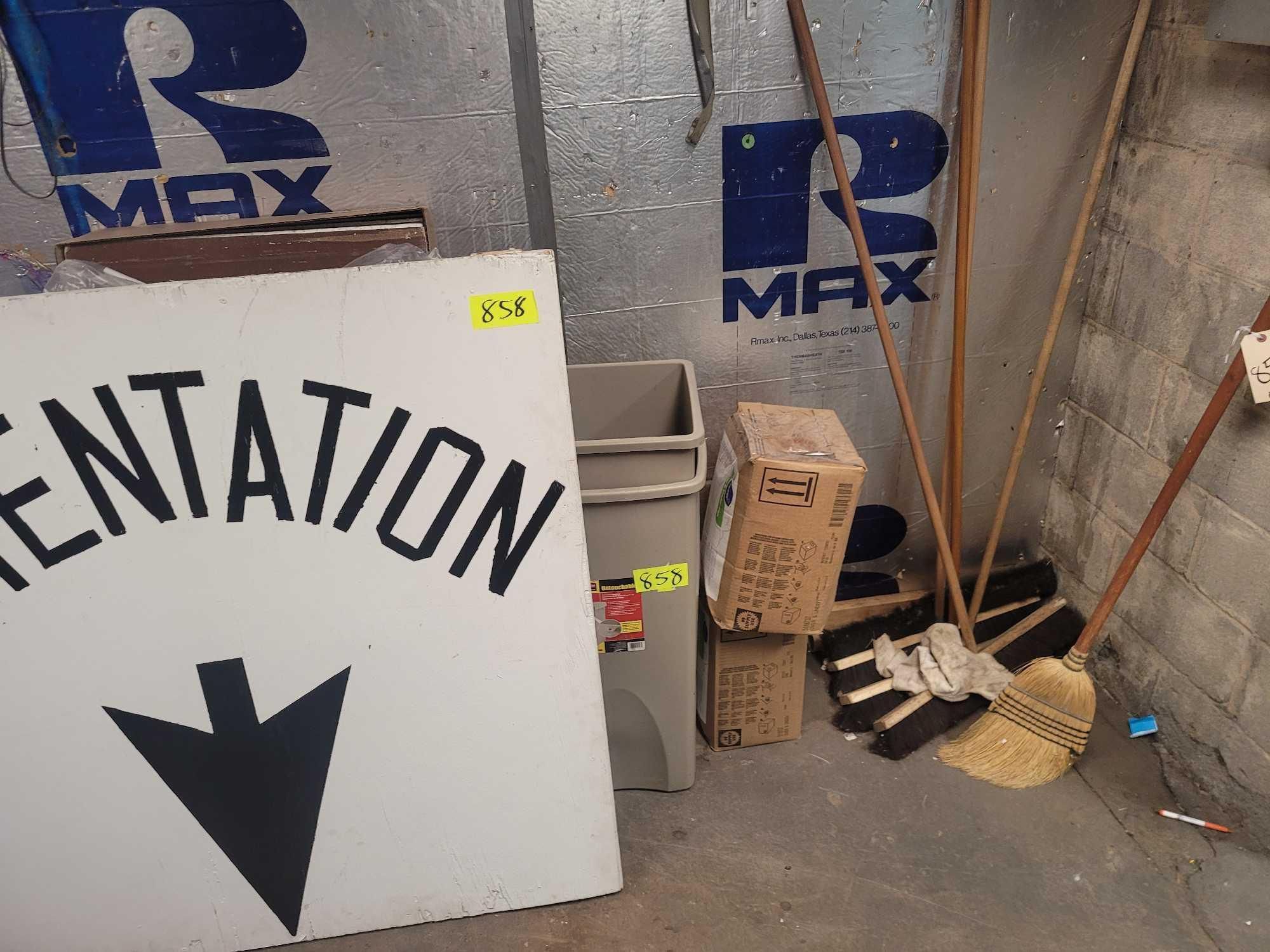 Lot image 1