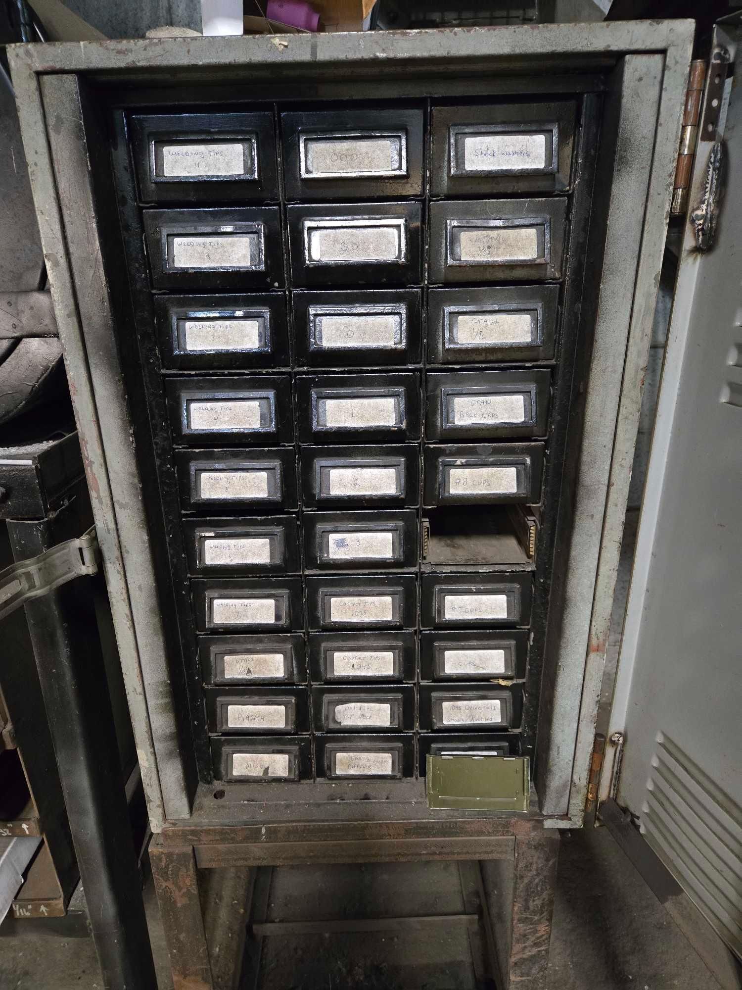Lot image 3
