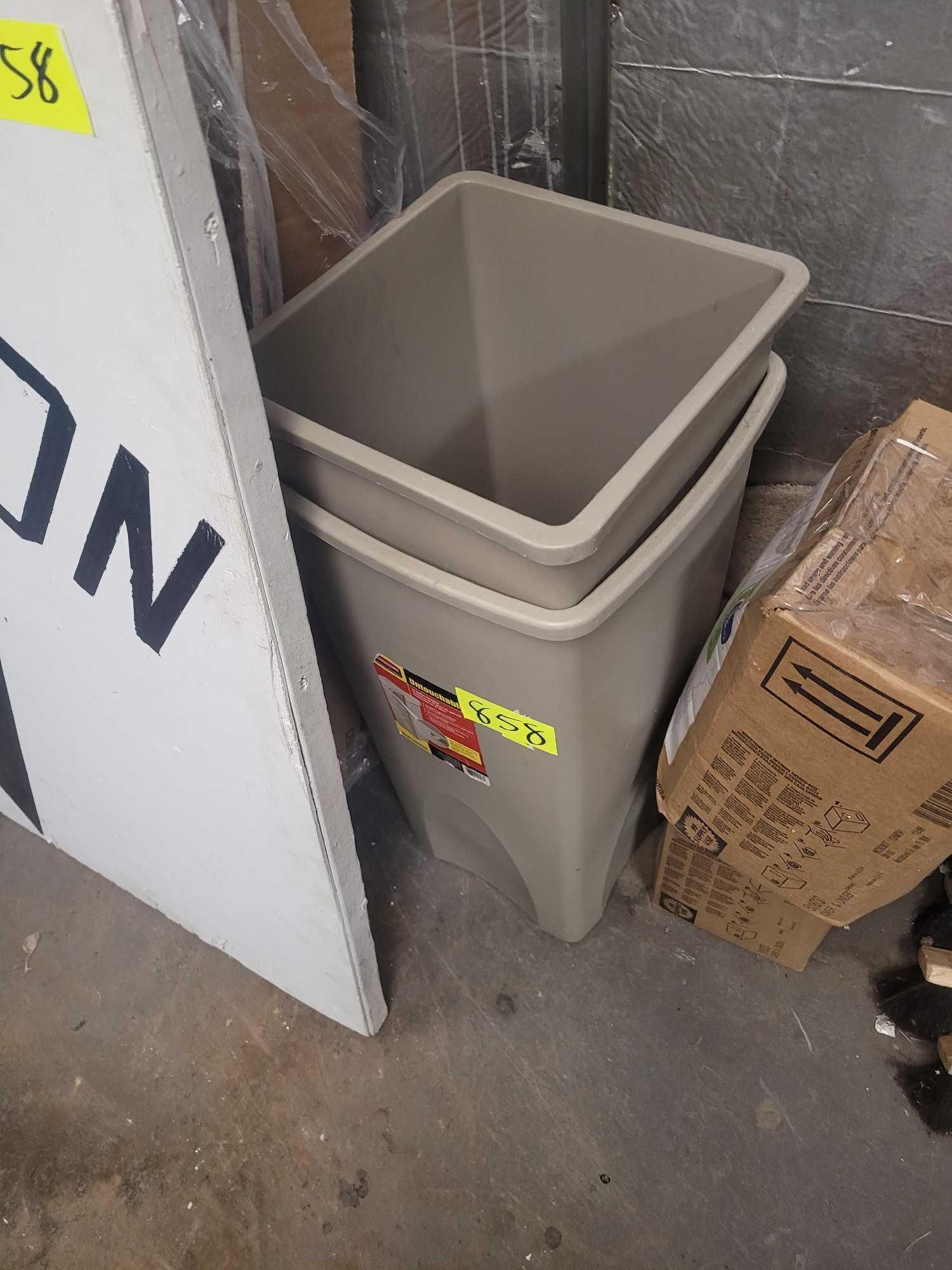Lot image 3