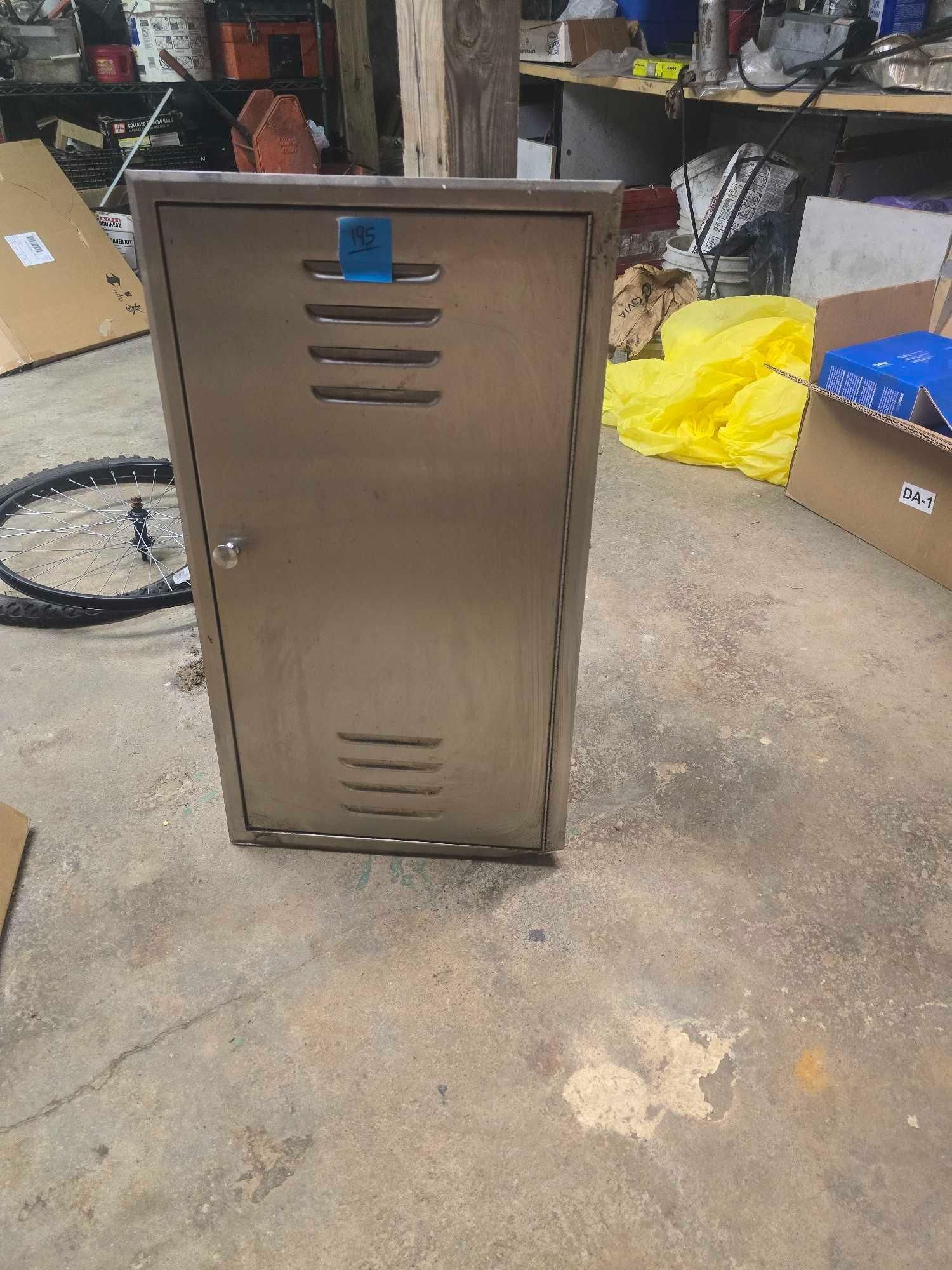 Lot image 3