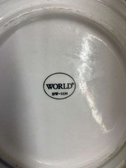White Serving Plates 11 Inch Round with 13x10 Inch Plates