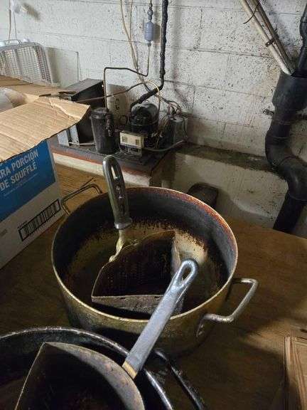 Large Sauce Pots with Pasta Cookers/Strainers