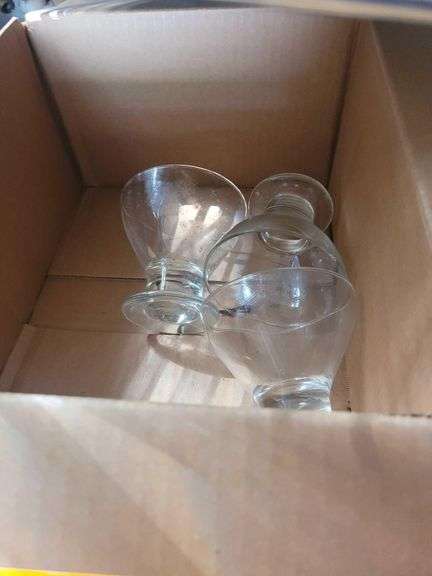 16oz Samuel Adam's Glasses