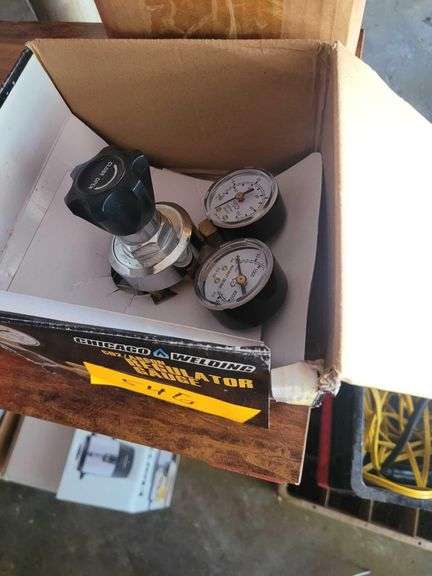 Regulator Gauges