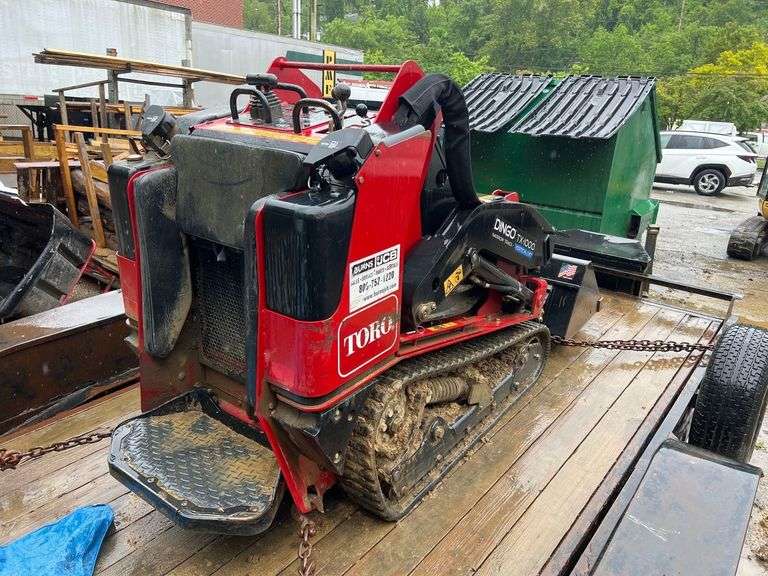 2023 Toro Dingo TX 1000 Tracked Skid Steer - *Only 152.5 Hours -Diesel - Narrow Track - with 3ft Bucket