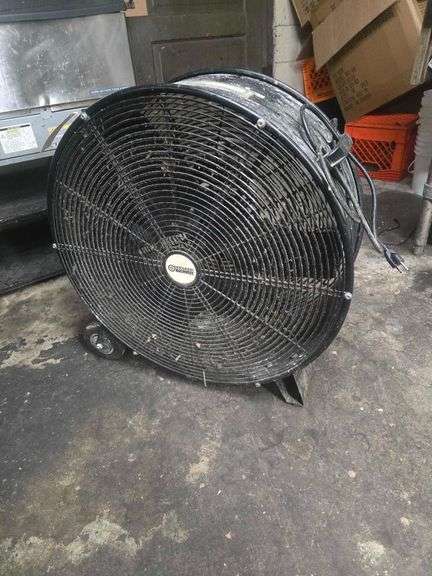 24in Shop Fan