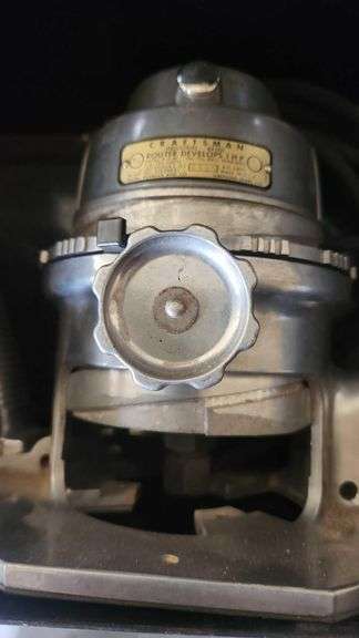 Craftsman Router Develops 1 Hp - Metal Tool Box - Accessories and Extension Cord