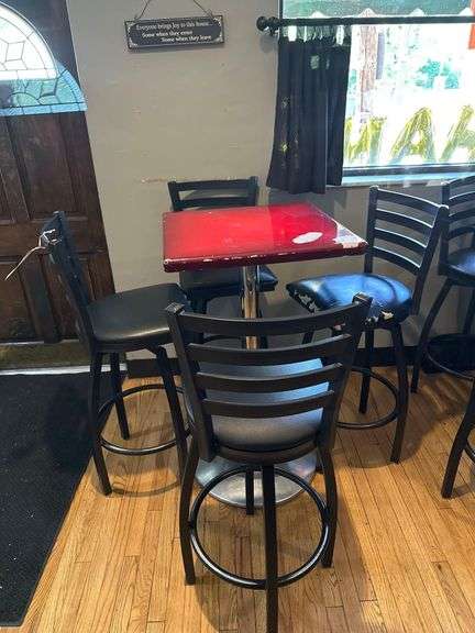 2 Ft. Square Hightop Table With 4 Stools