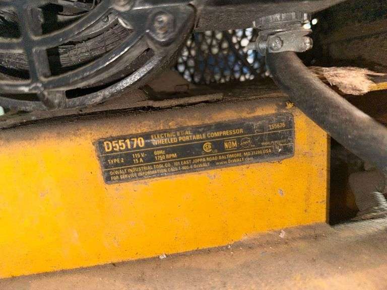 DeWalt 8 Gal. Air Compressor - Model D55170