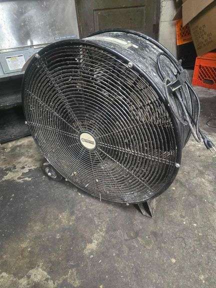 24in Shop Fan