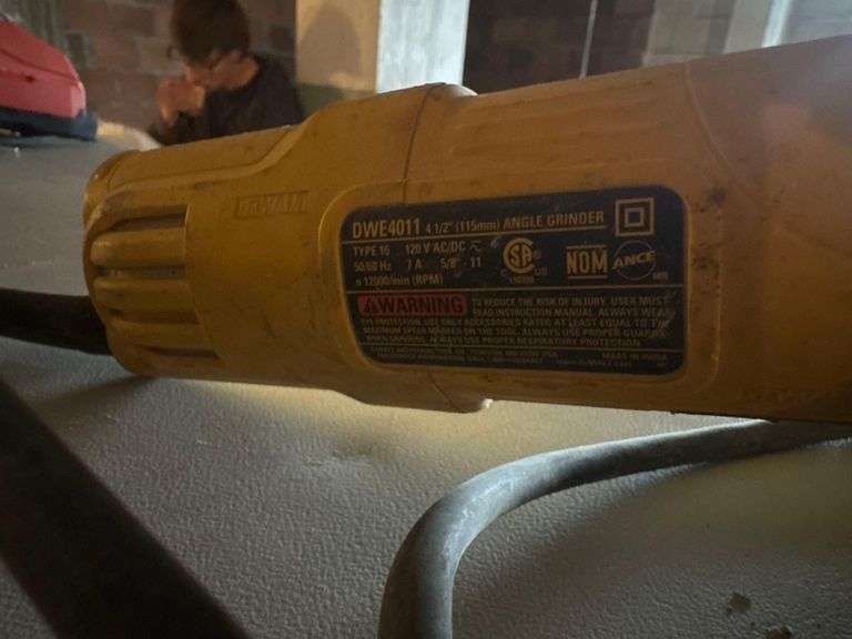 Dewalt Grinder
