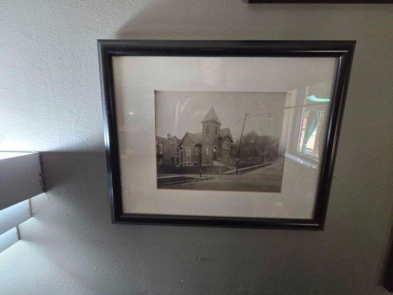 Vintage Framed Pictures x 4. Approx 13 in. x 16 in.