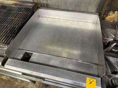 Royal Countertop Griddle w/ Stand - Natural Gas