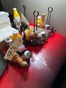 4 - Condiment Displays Condiments Included - Napkins - Tray
