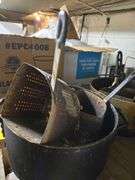 Large Sauce Pots with Pasta Cookers/Strainers