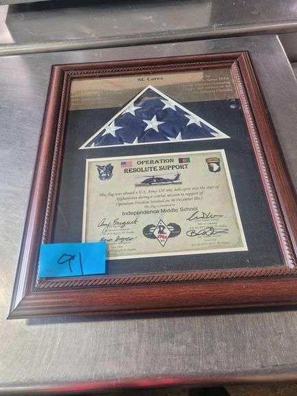 Plaque 22x18in
