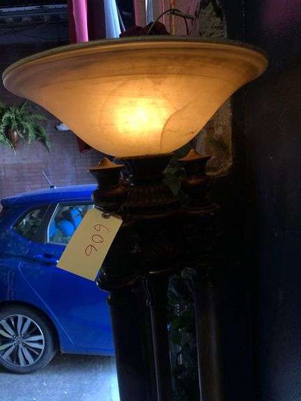 6ft Lamp with Light