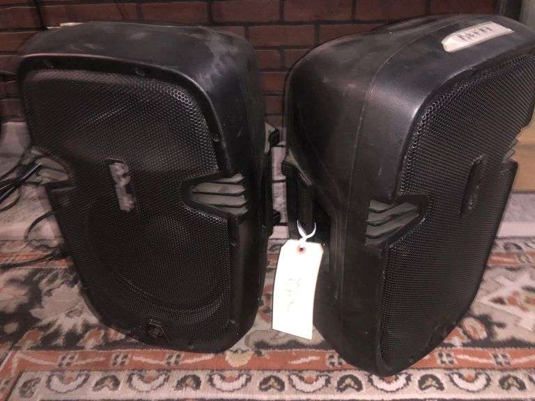 2 Large Black Pyle Speakers