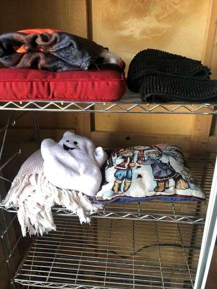 5ft Metal Wire Shelf with 4 Shelves, Blankets and Pillows