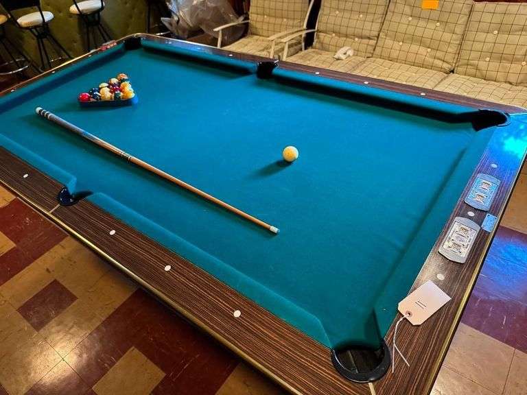 Pool / Billiards Table - 8' - In Great Shape - Comes with Pool Balls, Cues and Etc