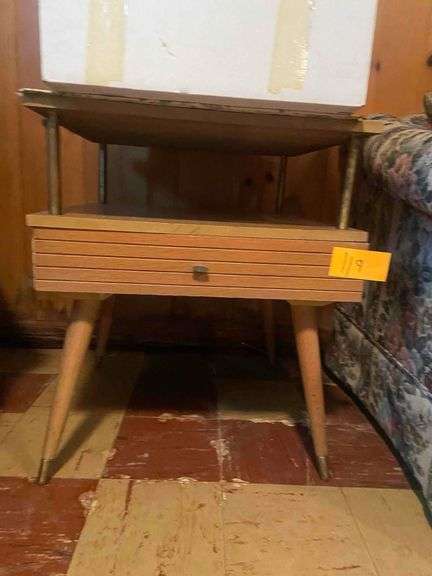Mid Century End Table
