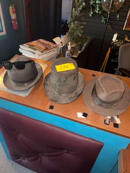 3 Hats