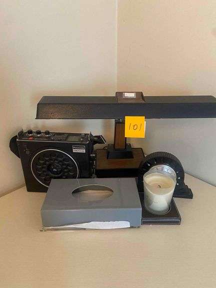 Panasonic 3 Band Radio, Desk Lamp, Clock, Etc.