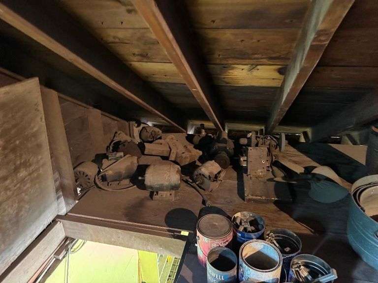 Contents of Garage Second Floor - Florescent Bulbs, Old Motors, some Tools, Etc.