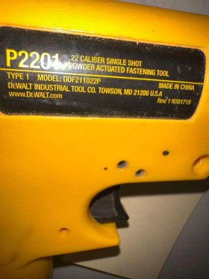 DeWalt P2201
