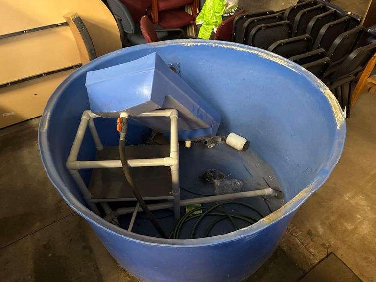 5’ Round - 3’ Deep Plastic Dunk Tank