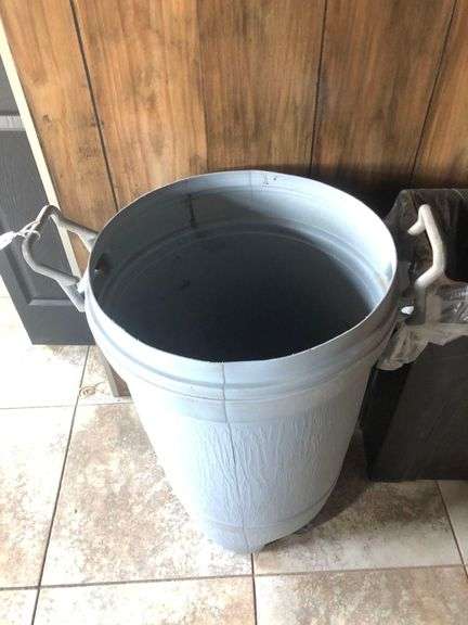 Trash Bin with Wheels, Trash Can