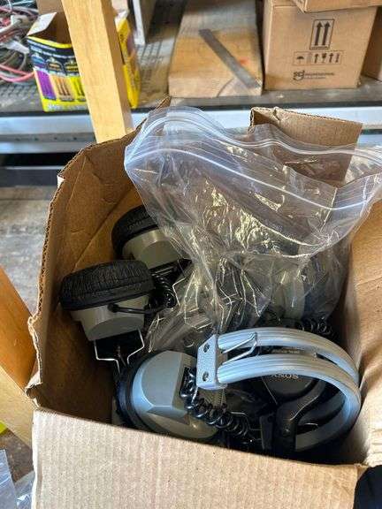 Box of SchoolMate HA7/SP-7 Headphones - Automatic Stereo/Mono 170 Ohms - Approx. 10