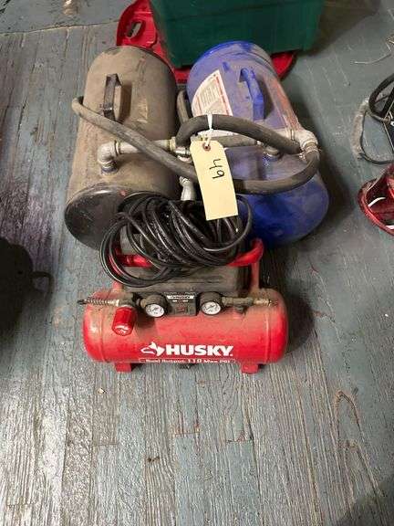 Husky Compressor- 2 Air Tanks