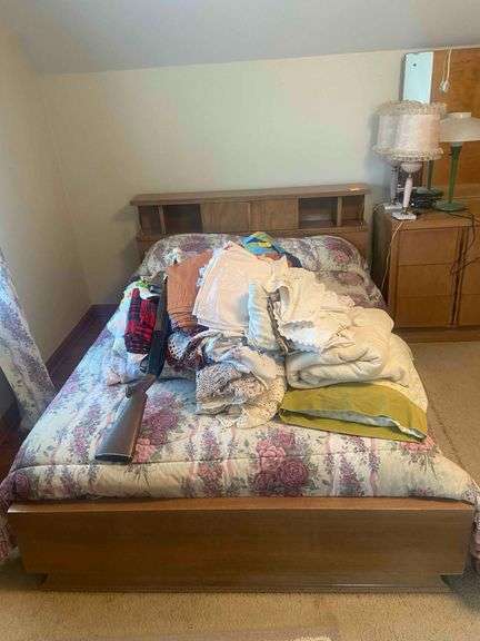 Full Size Bed with Headboard and Footboard
