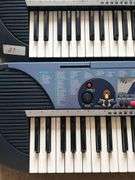 Lot of 5 Electronic Yamaha Keyboards