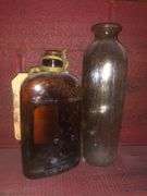 5 Empty Glass Jars, 5 Glass Jars with Sand, Small Metal Box with Latch