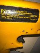 DeWalt P2201