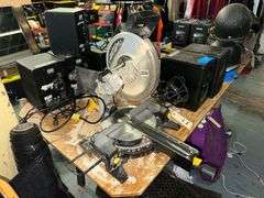 Chicago Electric 10in Compound Miter Saw - Model 61972 - 120V